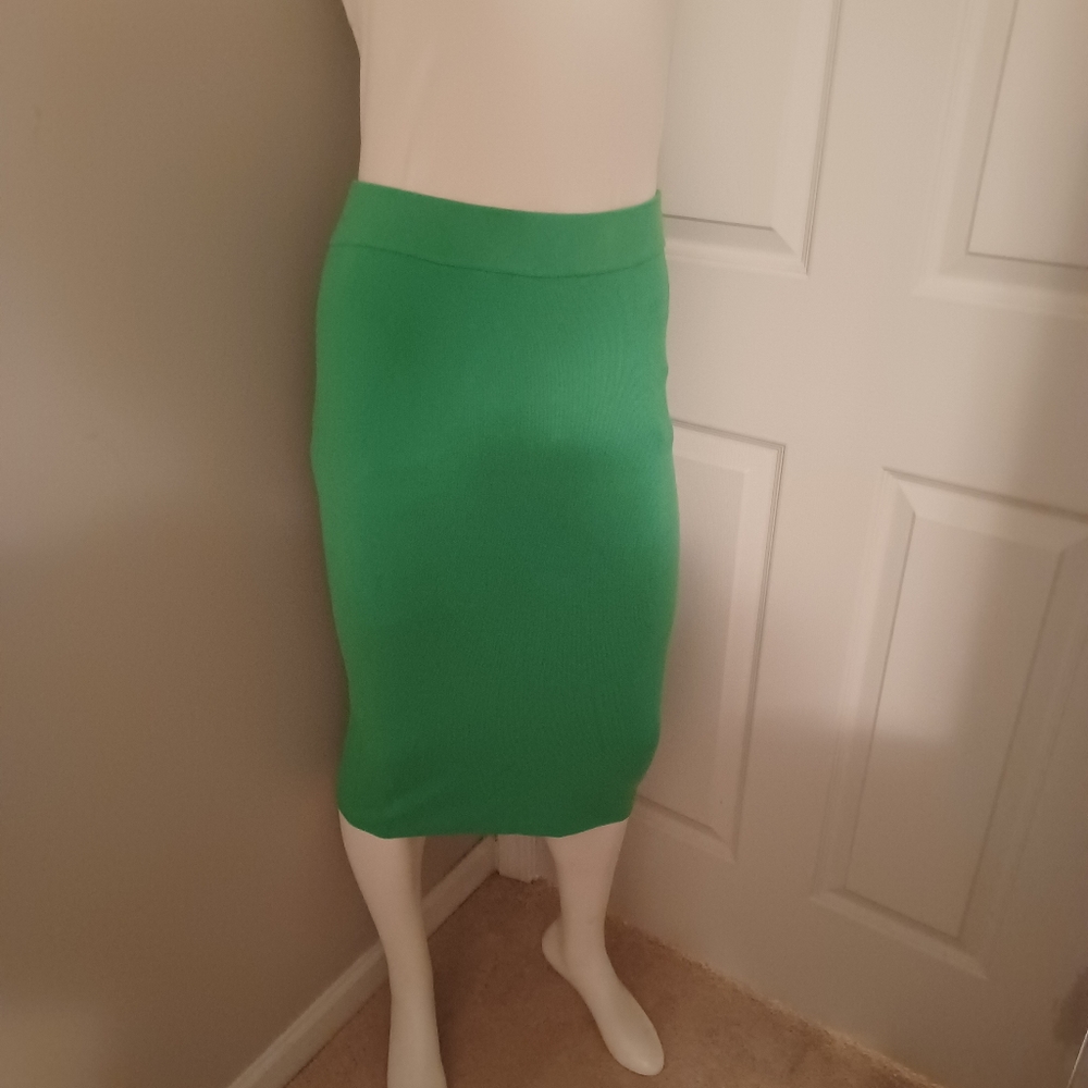Skirt Final Price no more discounts***